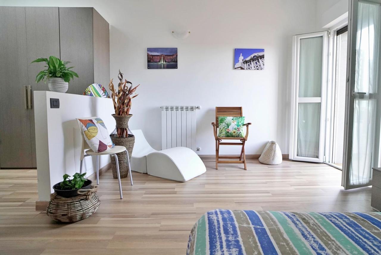 Rentopolis Apartments - Palazzo Candiani Милано Екстериор снимка