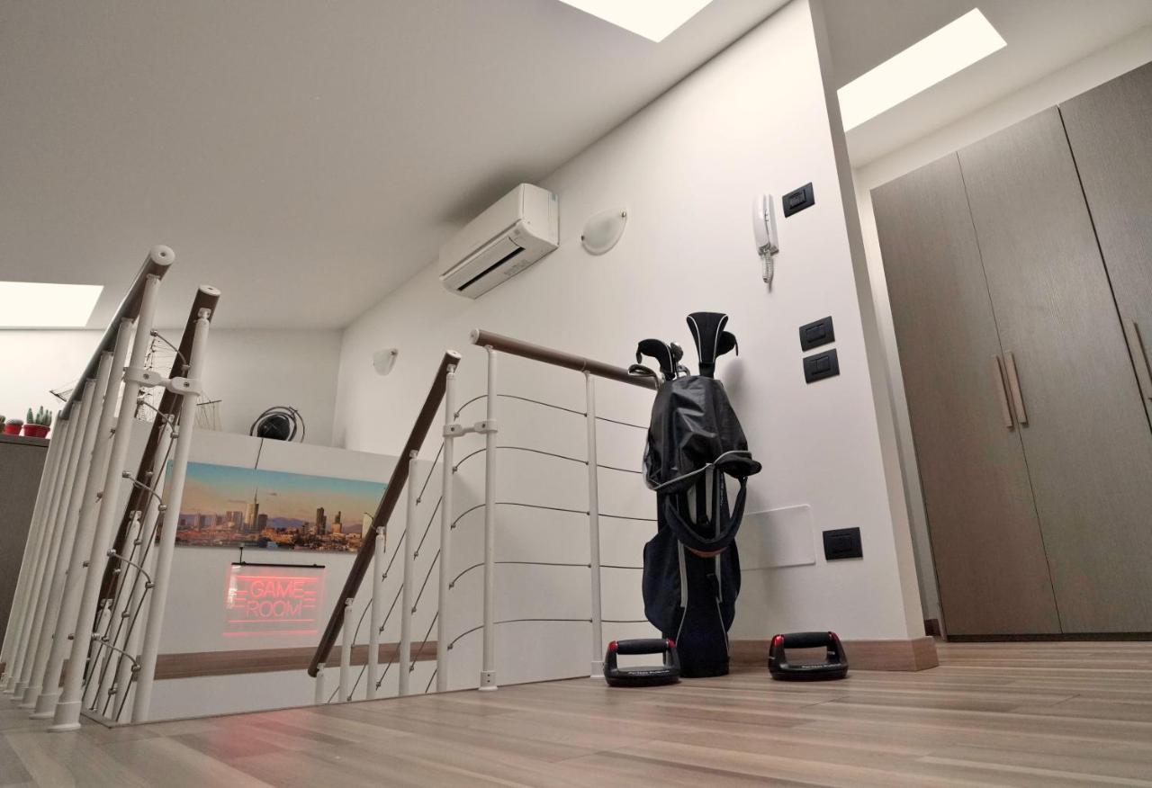 Rentopolis Apartments - Palazzo Candiani Милано Екстериор снимка