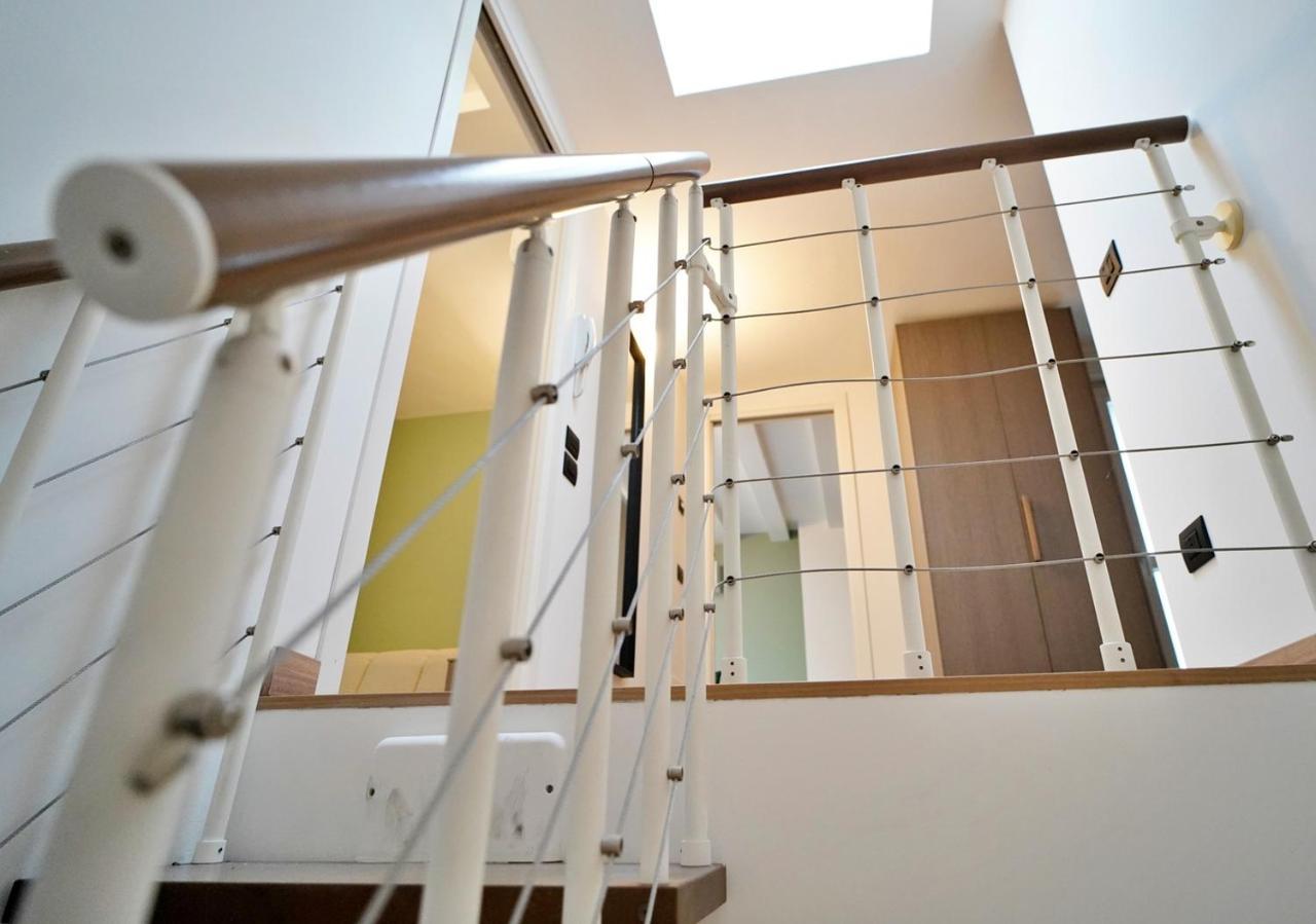 Rentopolis Apartments - Palazzo Candiani Милано Екстериор снимка