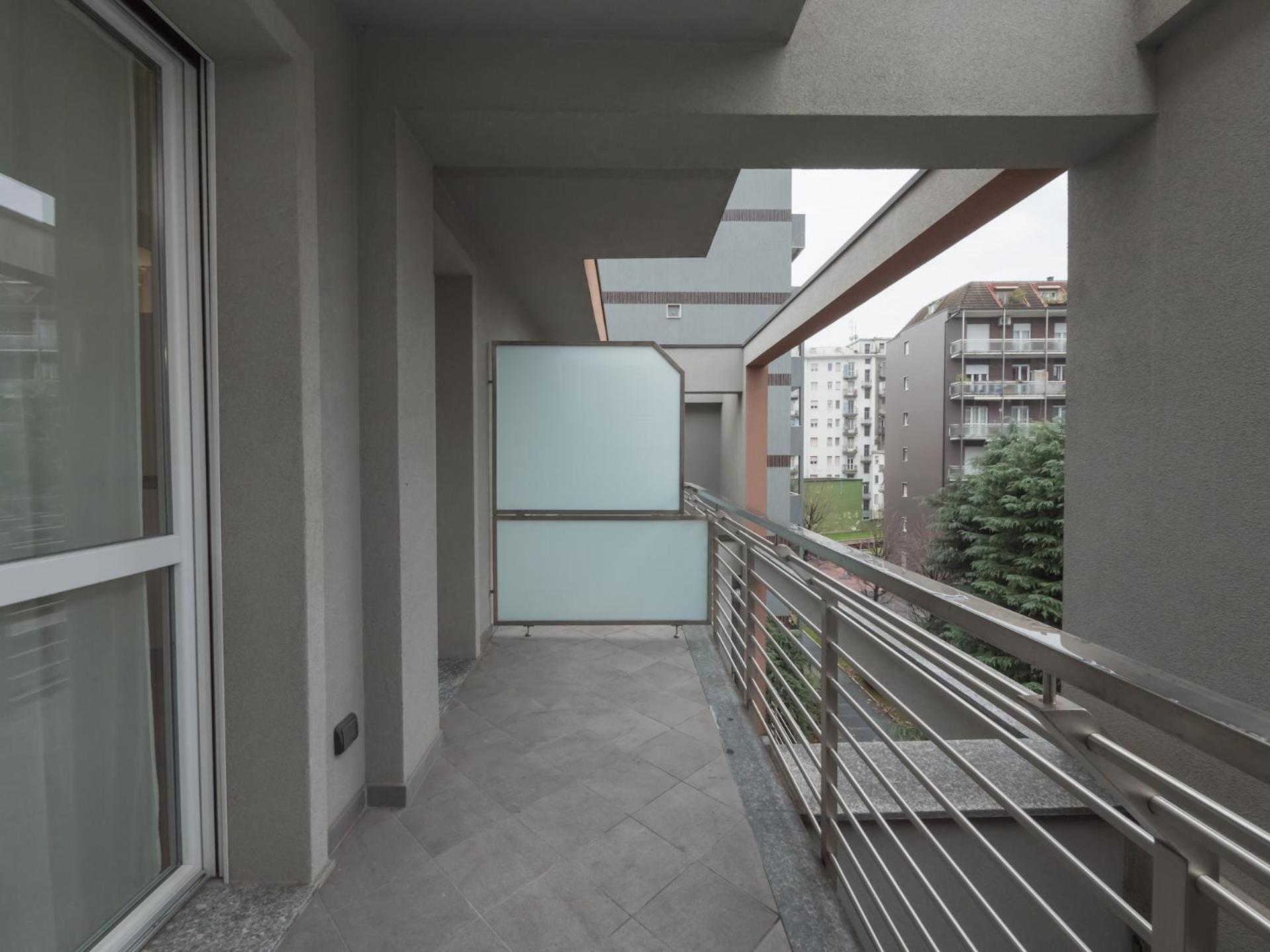 Rentopolis Apartments - Palazzo Candiani Милано Екстериор снимка