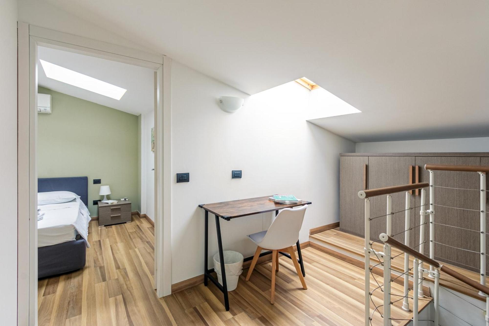 Rentopolis Apartments - Palazzo Candiani Милано Екстериор снимка